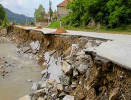 चीन में भूस्खलन, 10 की मौत, 31 अब भी लापता