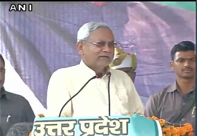 वाराणसी में बोले नीतीश, हम संघ मुक्त भारत चाहते हैं और शराब मुक्त समाज