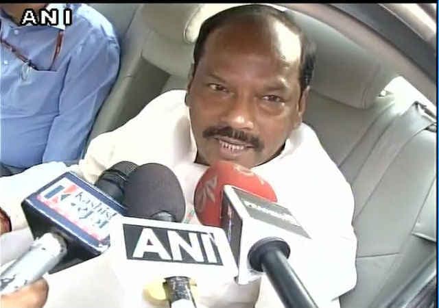 प्रधानमंत्री से मिले रघुवर दास, सूखे पर की चर्चा