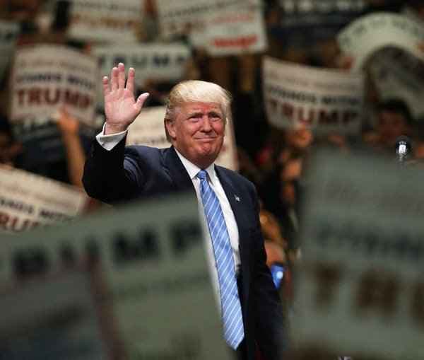 ''जादुई आंकड़ा'' छुने के बाद ट्रंप ने कहा- मैं हिलेरी को लडते हुए देख रहा हूं