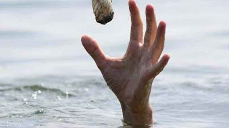 सेल्फी के बहाने पत्नी को नहर में डूबो कर मार डाला