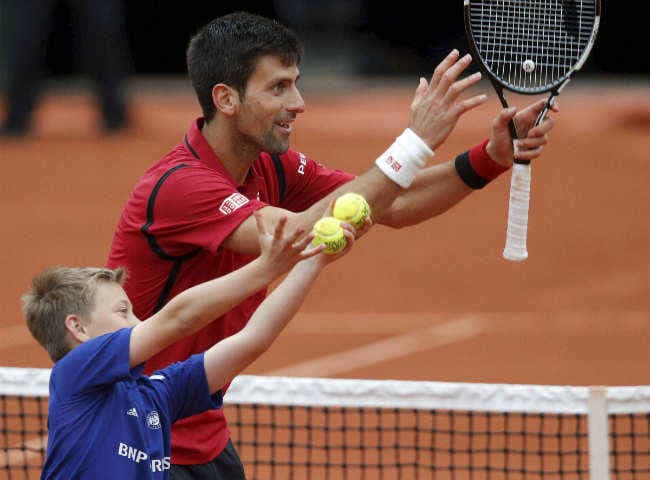 फ्रेंच ओपन : डिसक्वालीफाई होने से बाल-बाल बचे जोकोविच