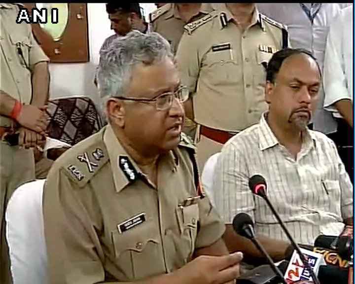 मथुरा हिंसा में 24 की हुई मौत, मुख्य आरोपी रामवृक्ष जीवित या मृत यूपी पुलिस को मालूम नहीं