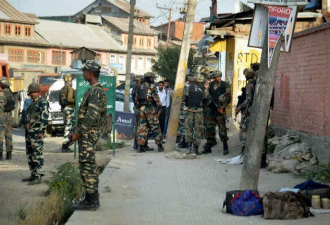 जम्मू-कश्मीर : आतंकी हमले में 24 घंटे में 5 जवान शहीद