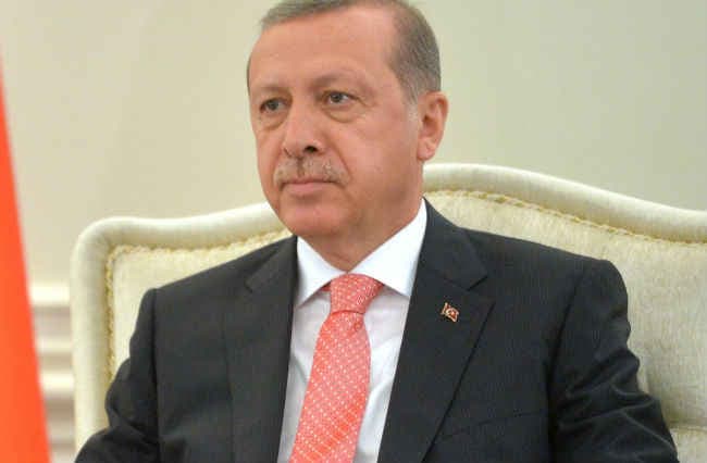 तुर्की के राष्ट्रपति ने सांसदों को मिली छूट खत्म करने वाले संविधान संशोधन को दी मंजूरी