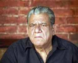 ओम पुरी ने की केजरीवाल की तारीफ, कहा- ''गुड लक''