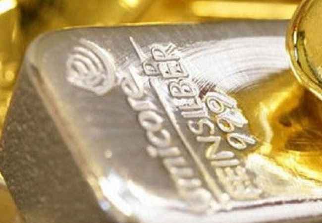 चांदी में जबरदस्त तेजी, दो वर्ष के उच्च स्तर पर