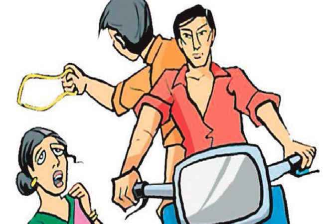 बिहार : महिला अधिवक्ता से छीनी चेन, पुलिस बोली- घर से जेवर पहन क्यों निकलीं