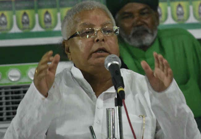 बोले लालू, पीएम मोदी के अधिकतर मंत्री हैं चापलूस