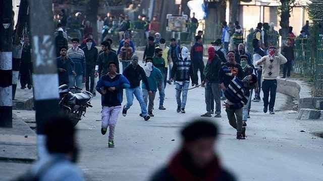 कश्मीर हिंसा: ''आग में घी'' डालने वाले पाक को अमेरिका का जवाब- कश्मीर भारत का आंतरिक मामला