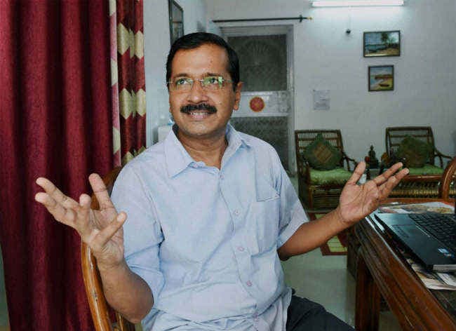 हाईकोर्ट ने केजरीवाल से पूछा, डिक्शनरी में ‘‘ठुल्ला'''' नहीं है, इसका मतलब क्या है