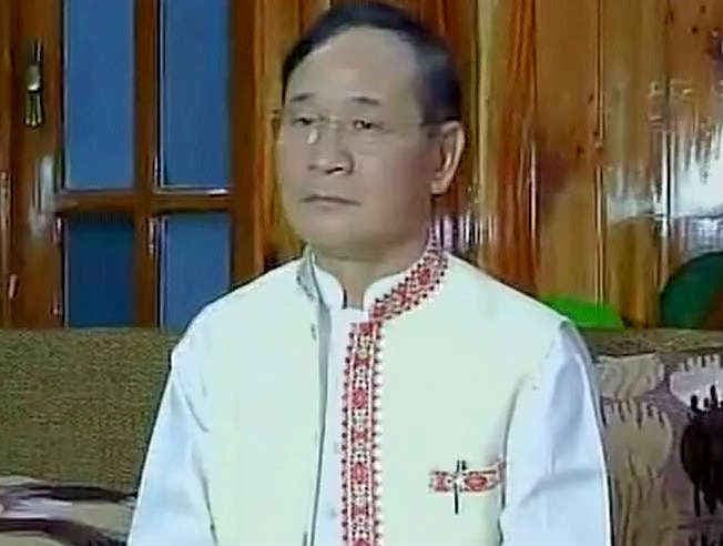 तुकी ने शक्ति परीक्षण के लिए मांगा समय, राज्यपाल ने किया इंकार