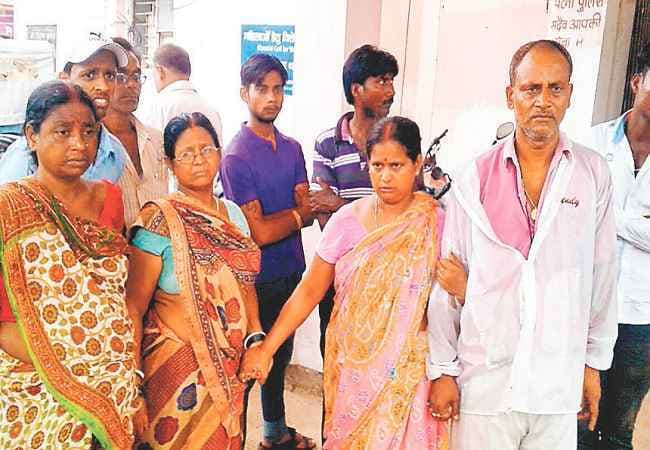 अवैध संबंध के शक में विवाहिता की गला दबा कर हत्या