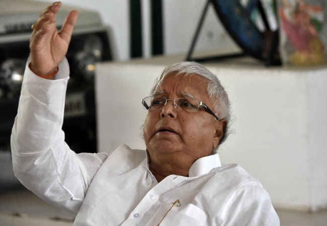 गुजरात में हो रही सामाजिक क्रांति को मेरा समर्थन : लालू