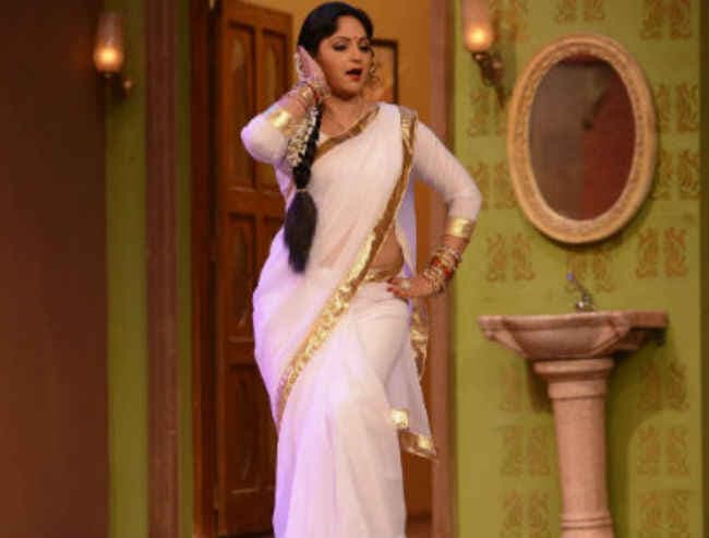 VIDEO: लौट आईं कपिल की ‘बुआ'', लेकिन शो छोड़ सकते हैं सिद्धू !