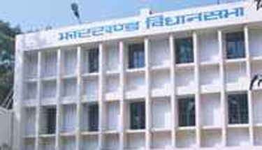 सीएनटी स्पेशल एक्ट को लेकर विधानसभा में जोरदार हंगामा