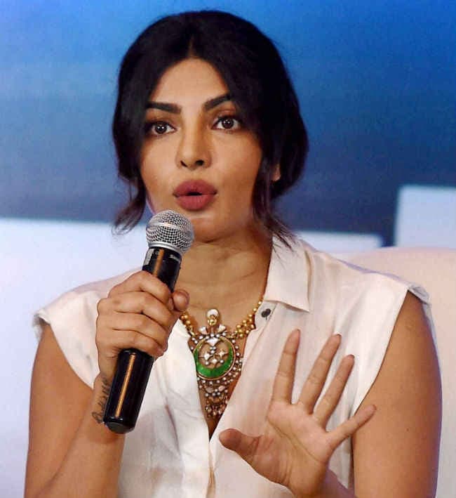 गरीबी उन्मूलन समारोह में हॉलीवुड सितारों संग हिस्सा लेंगी प्रियंका चोपड़ा