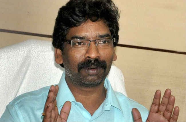 हेमंत सोरेन ने ADG अनुराग गुप्ता पर विशेषाधिकार हनन मामला चलाने की मांग की