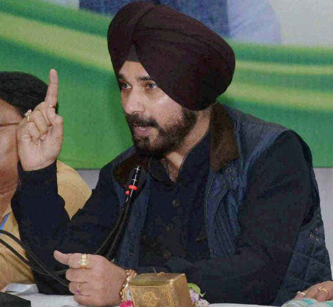 15 अगस्त को ''आप'' के हो जाएंगे नवजोत सिंह सिद्धू, सीएम उम्मीदवार नहीं स्टार प्रचारक होंगे !