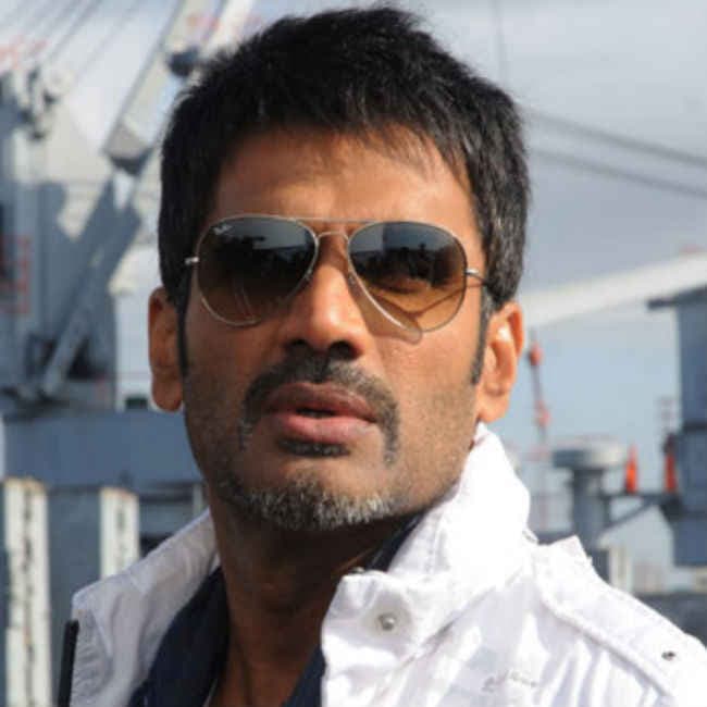 तो इस सुपरहिट फिल्म से सुनील शेट्टी कर रहे हैं वापसी