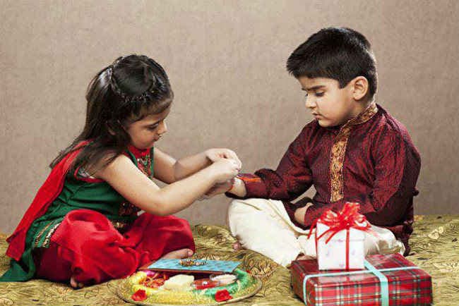 उदयातिथि पूर्णिमा में आज मनेगा रक्षाबंधन, भाई की कलाई पर बहन बांधेंगी स्नेह की राखी