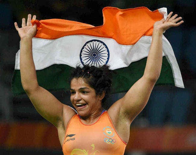 साक्षी को मिलेगा खेल रत्न!, यूपी सरकार करेगी ‘रानी लक्ष्मीबाई पुरस्कार'' से सम्मानित