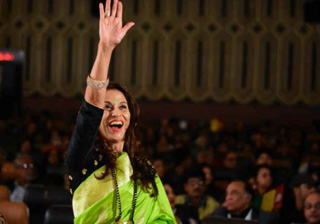 शोभा डे ने सिंधु-साक्षी-दीपा को बताया ‘तीन देवियां’