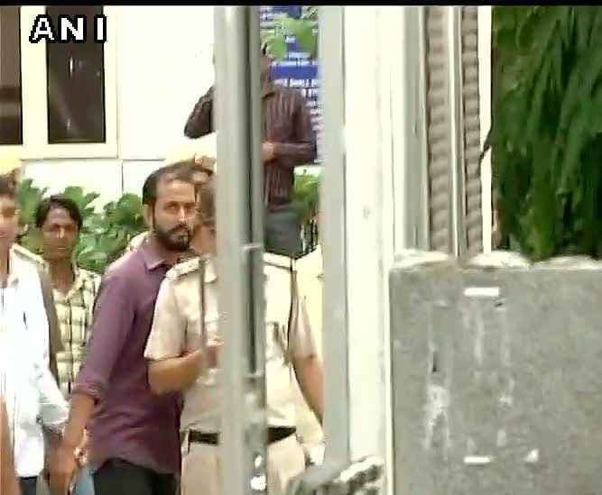 जेएनयू के छात्र अनमोल रतन को 14 दिनों की न्यायिक हिरासत पर भेजा गया