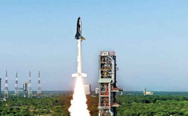 इसरो ने रचा इतिहास: वायुमंडल से ऑक्सीजन लेनेवाले इंजन का सफल परीक्षण