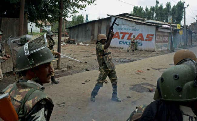 ‘पेलेट गन'' पर नहीं लगेगी पूरी पाबंदी, ‘स्टन लैक'' जैसे विकल्प पर हो रही चर्चा