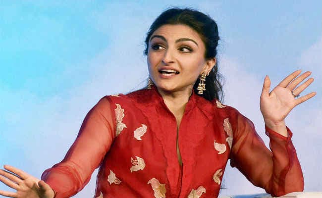 बुआ बननेवाली हैं सोहा, करीना के पहले बच्चे का बेसब्री से कर रहीं इंतजार