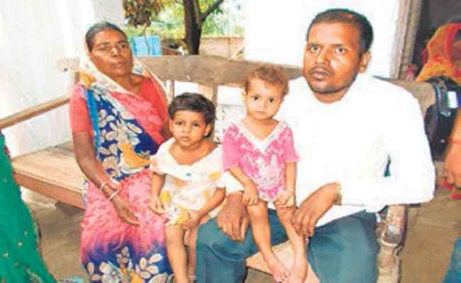 दो बच्चों को नदी में फेंक प्रेमी संग महिला फरार, मछुआरों ने बच्चों की बचायी जान