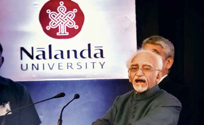 इकोलॉजी व पर्यावरण की कीमत पर विकास उचित नहीं : उपराष्ट्रपति