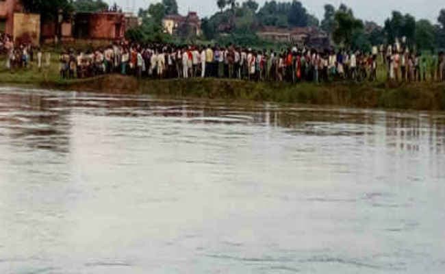 पटना सुरक्षा बांध में दरार बंद, फिलहाल खतरा टला