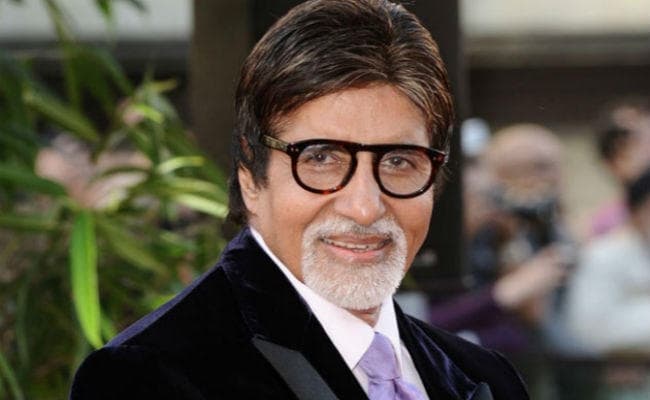 कोलकाता : रेड रोड कार्निवल में बिग बी के भी शामिल होने की संभावना