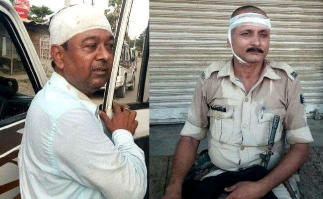 सीतामढ़ी और जमुई में हिंसक झड़प, बवाल, सीतामढ़ी में पुलिस ने की फायरिंग, सीओ-बीडीओ व हवलदार समेत कई का सिर फटा, देखें तस्वीरें...