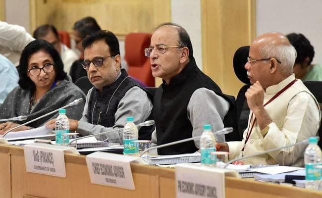 लघु, मझोले उद्यमों, निर्यातकों को GST में राहत, 27 वस्तुओं पर कर की दरों में कटौती