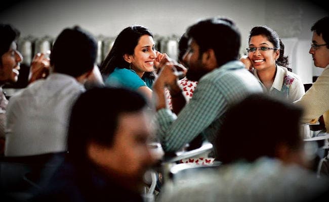 आज वर्ल्ड मेंटल हेल्थ डे : ऑफिस में छोड़कर आयें काम का तनाव, घर को घर रहने दें, नहीं तो..