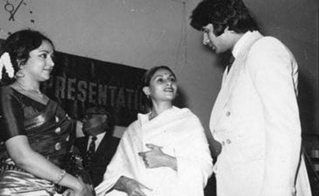 महानायक ने दी ''ड्रीमगर्ल'' को जन्मदिन की बधाई, शेयर की पुरानी तसवीर