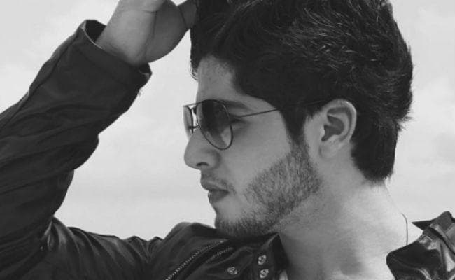 इतना बदल गया है काजोल का ''बेटा'' जिब्रान, इस वजह से बटोर रहे सुर्खियां