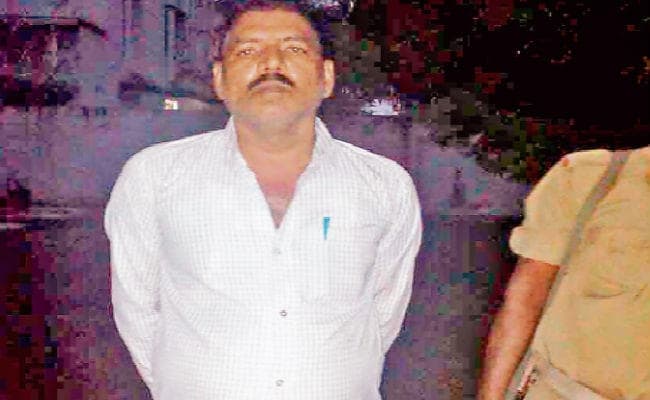 बोरियो : गबन का आरोपी सहकारिता प्रसार पदाधिकारी गिरफ्तार, भेजे गये जेल