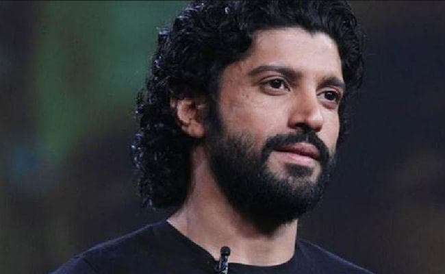 ''मर्सल'' विवाद: BJP नेता ने फिल्मी कलाकारों को लेकर कह दी ऐसी बात, भड़के फरहान अख्तर