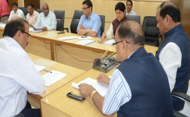 झारखंड से गरीबी दूर कर, झारखण्ड को समृद्ध बनाना हमारा लक्ष्य - रघुवर दास