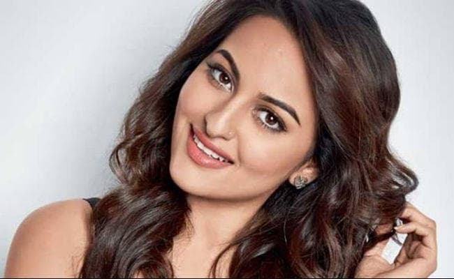 राजेश खन्ना से पहले इस अभिनेता को ऑफर हुई थी ''इत्तेफाक''