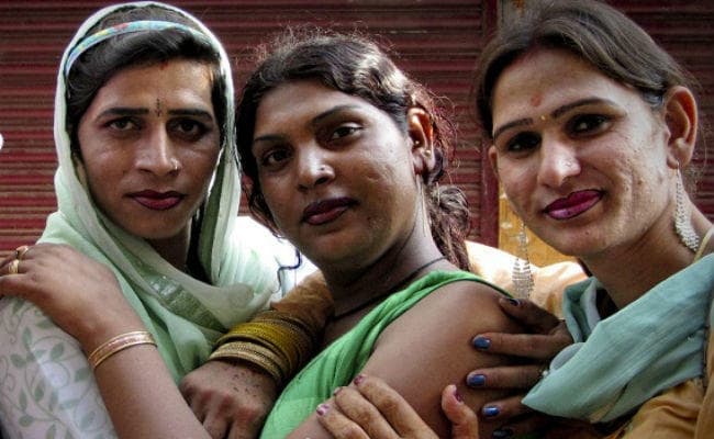 ट्रांसजेंडरों की जनगणना करायेगी ममता सरकार, वोटर कार्ड उपलब्ध कराने की योजना