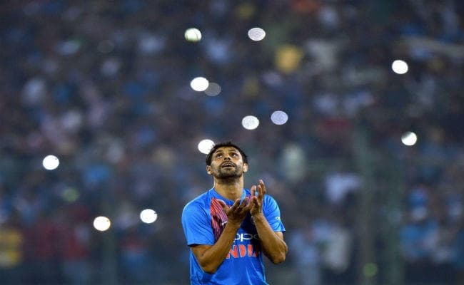 स्टार खिलाड़ियों को तवज्जो देने से निराश हैं नेहरा