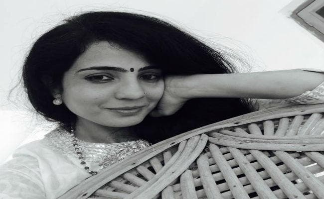 विमलेश शर्मा की अनूठी कविता ‘देह-विदेह’