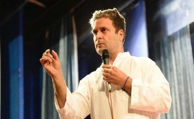 गुजरात चुनाव: आज अम्बाजी के दरबार में सिर झुकायेंगे राहुल गांधी, सड़क यात्रा के दौरान मिलेंगे लोगों से