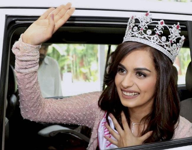 प्रियंका चोपड़ा के 17 साल बाद भारत की Manushi Chhillar बनीं Miss World, देखें कुछ खास तस्वीरें