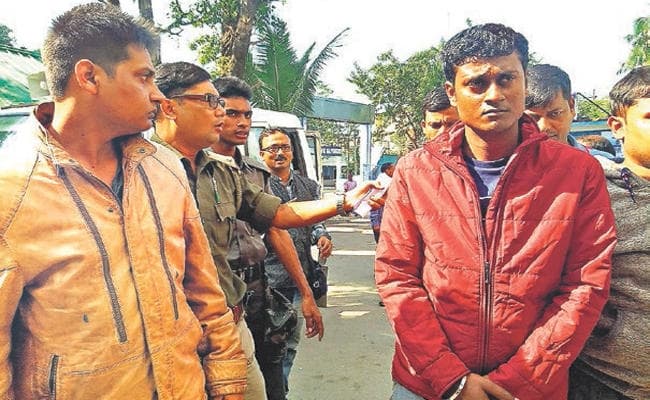 नौसेना में नौकरी के नाम पर ठगी, तीन गिरफ्तार
